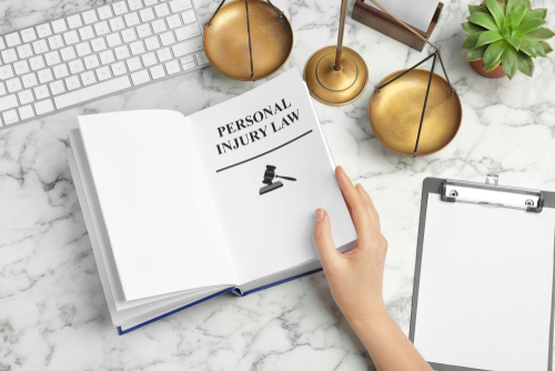 PERSONAL INJURY LAWYER 