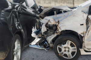 Car accident scene illustrating a Pennsylvania amputation injury case