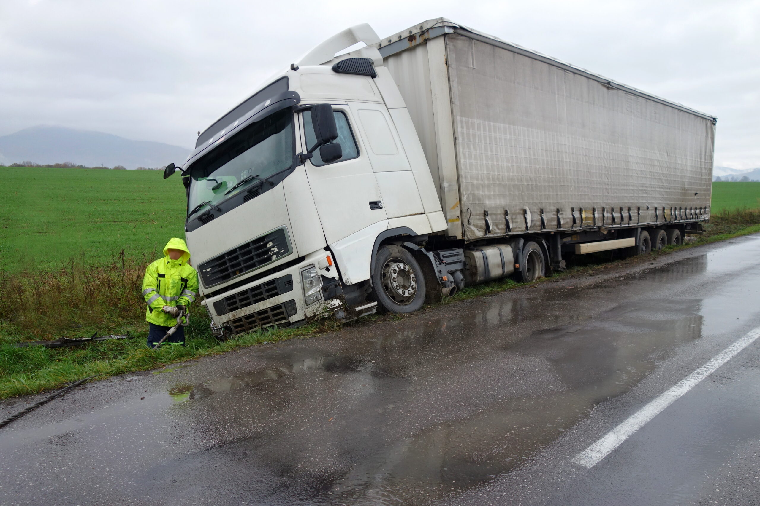 Wrecked semi-truck on a Pennsylvania highway after a serious commercial truck accident